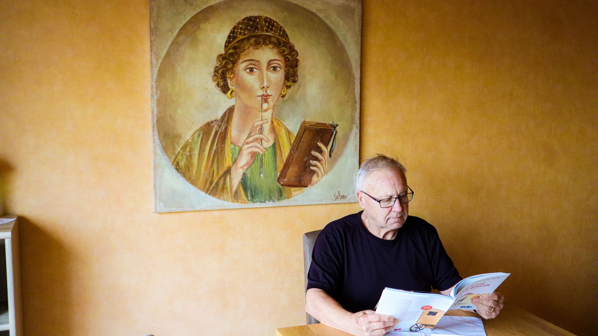 A lot of walking makes you well-versed